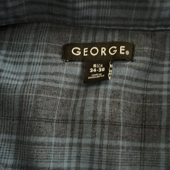 Small George button down - Picture 2 of 2